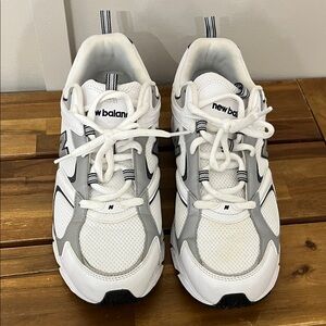 New Balance White and Gray Sneakers